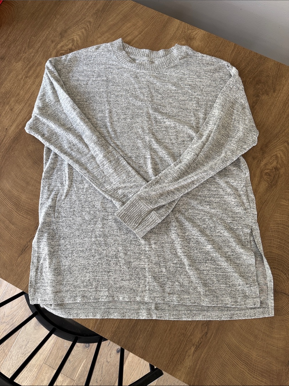 Abercrombie & Fitch Heather Gray Long-Sleeve Crewneck